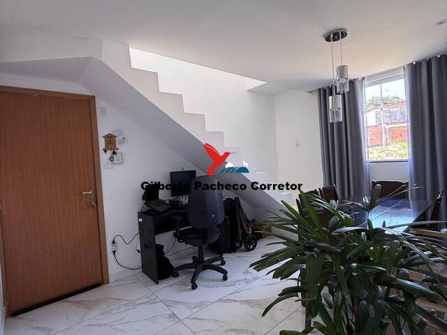 #405 - Cobertura para Venda em Sarzedo - MG - 2
